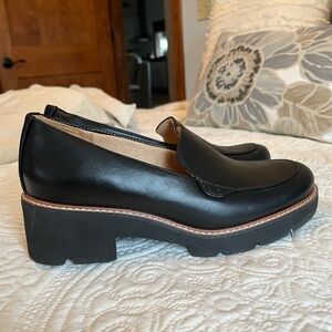 NWOT Naturalizer Black Leather Chunky Loafers